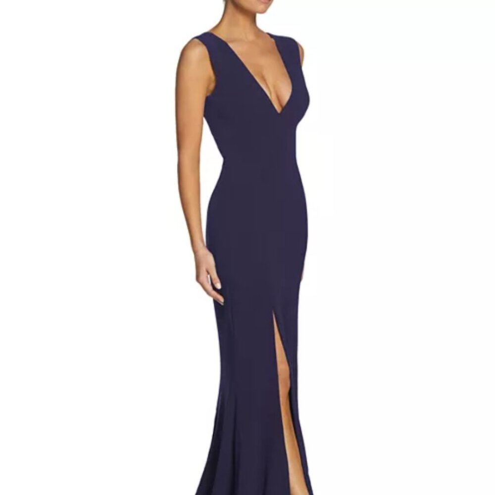 Sandra Crepe Plunge V-Neck Sleeveless Side Slit Gown Midnight/ Navy Blue M
